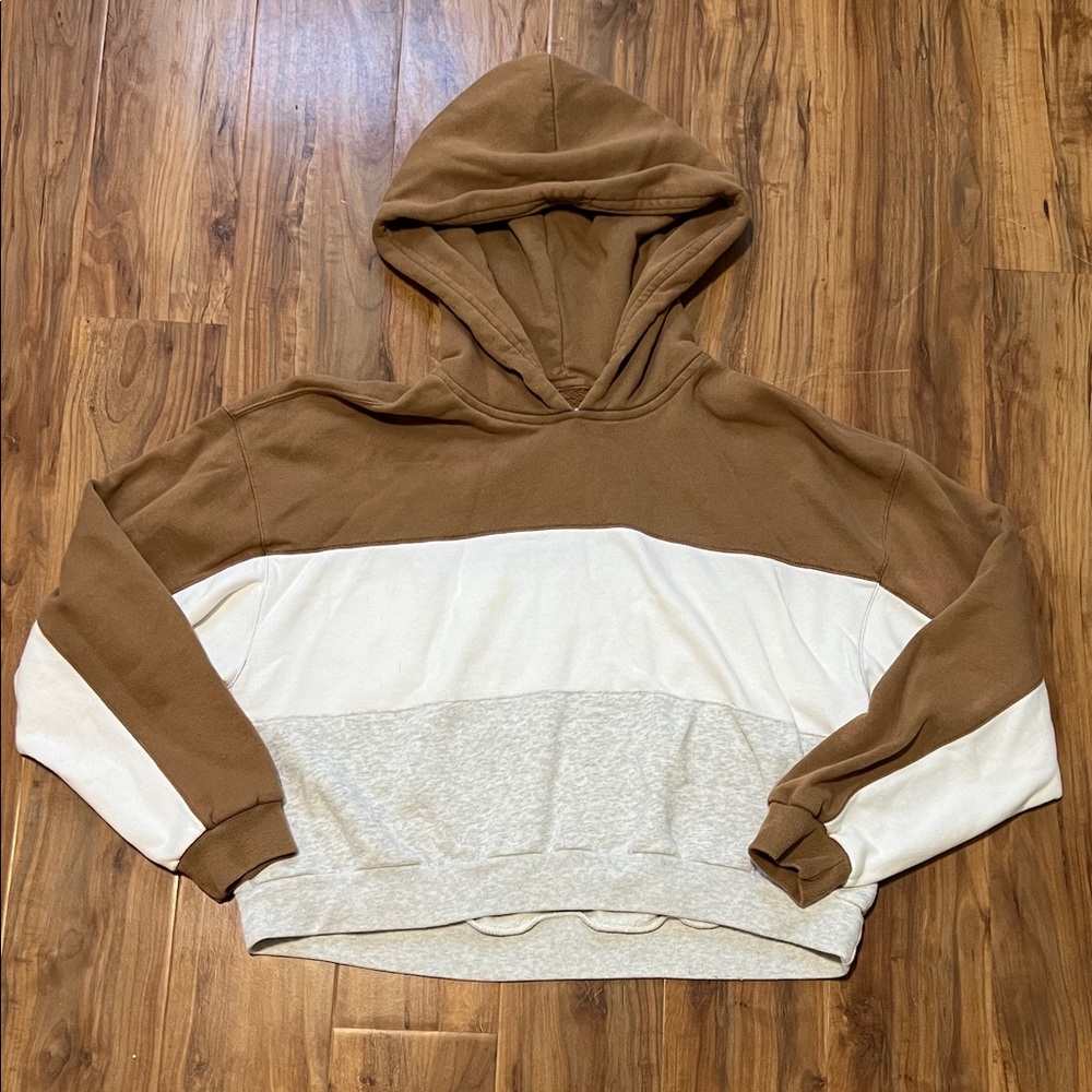 Abercrombie & Fitch Brown and Cream Cropped Hoodie